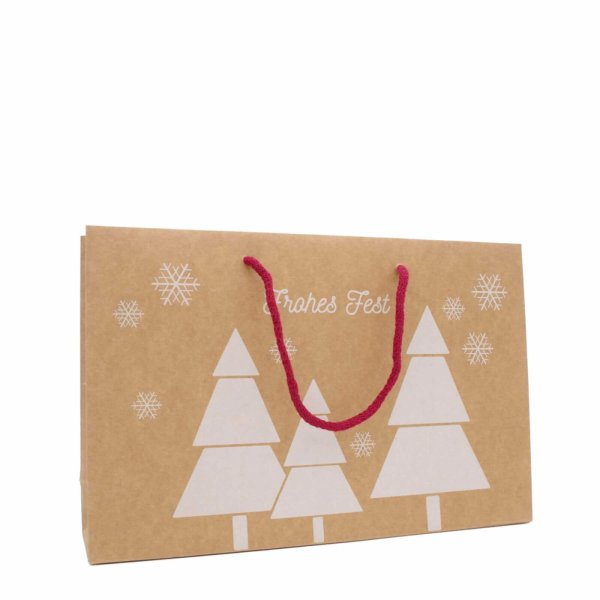 Weihnachtliche Papiertragetasche exklusiv mit Baumwollkordeln - Format: ca. 37+09x28 cm - Kraftpapier 200 g/qm - je VPE 50 Stück - Winterwald - Tannen